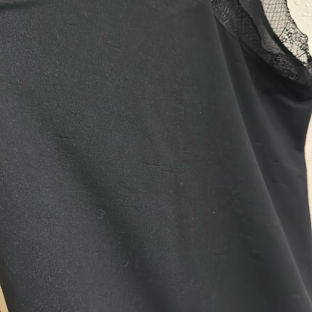 Top - Picture 4 of 6